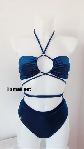 Blue Velvet Bikini no 40